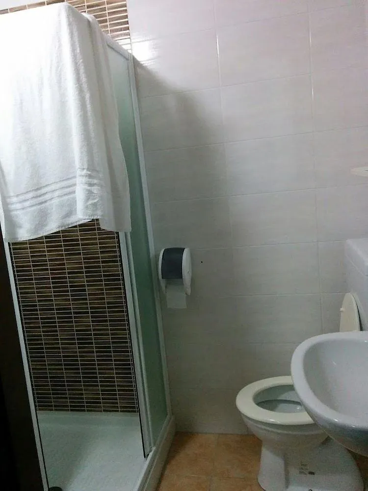 Hotel Aurelia Milano Centrale 2*, Milan