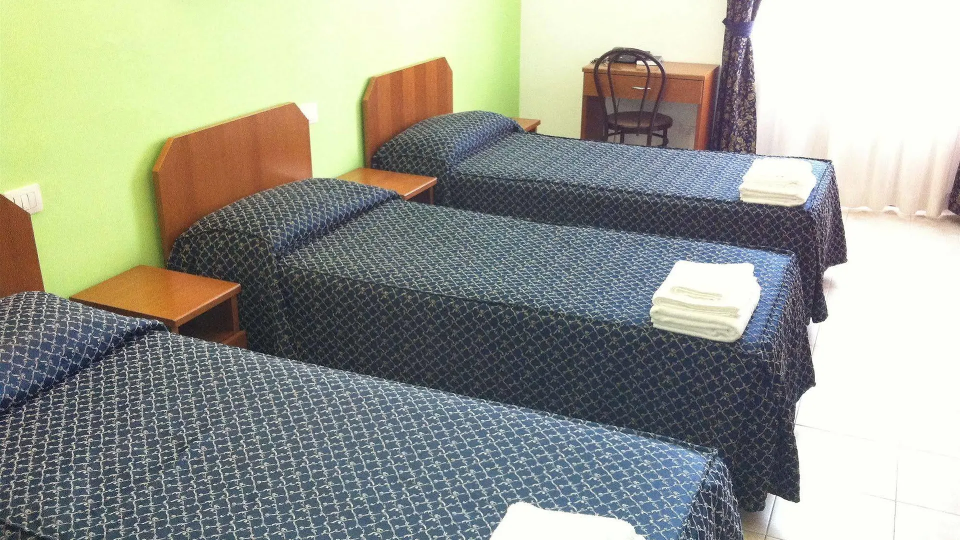 Hotel Aurelia Milano Centrale 2*, Milan Italie